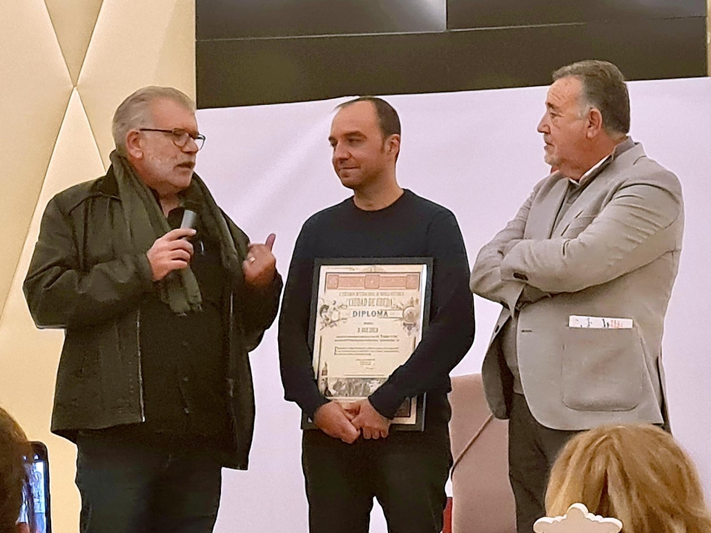 Acto de entrega del premio «Los Cerros de Úbeda» a José Zoilo por su novela «El nombre de Dios».