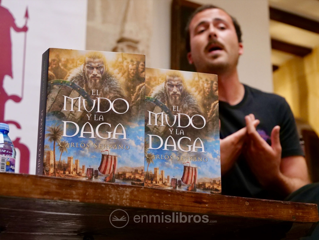 «El mudo y la daga», de Carlos Serrano, es una gran novela.